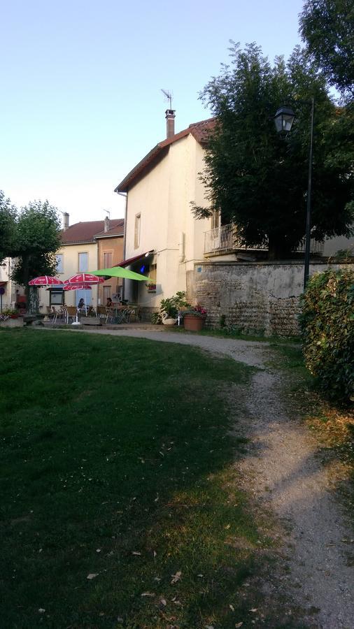 Le Pic Boeuf Hotel Manthes Esterno foto